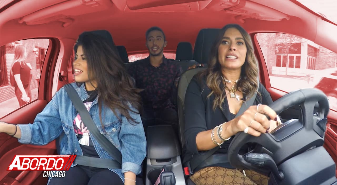 Galilea Montijo se atreve a manejar en Chicago