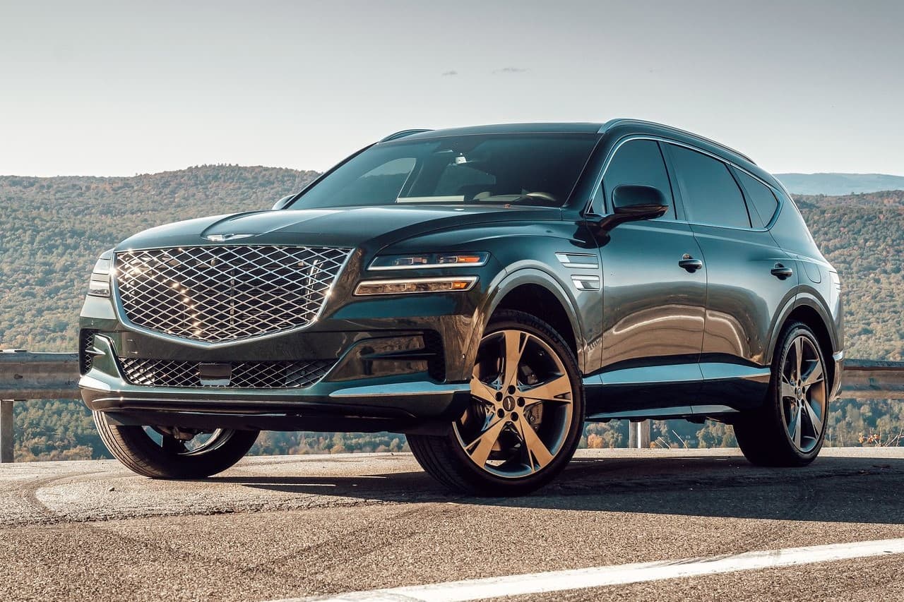 En 
<a href="https://www.univision.com/carros"><u>Univision A Bordo</u></a> acostumbramos a cubrir primero los aspectos mecánicos o estéticos de los vehículos. Sin embargo, en esta ocasión haremos una excepción y de inicio nos enfocaremos en sus características de seguridad, dado que la camioneta es noticia por prácticamente haberle salvado la vida al reconocido jugador de golf.