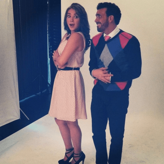 Después de una larga ausencia, Daniela Luján regresa a la televisión para dar vida a Gabriela Del Valle Moncada de López en la serie cómica Una Familia de Diez.