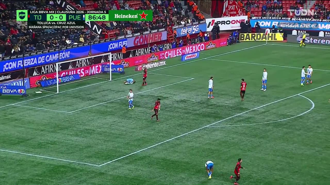 ¡TIRO ATAJADO! disparo por Kevin Castañeda.