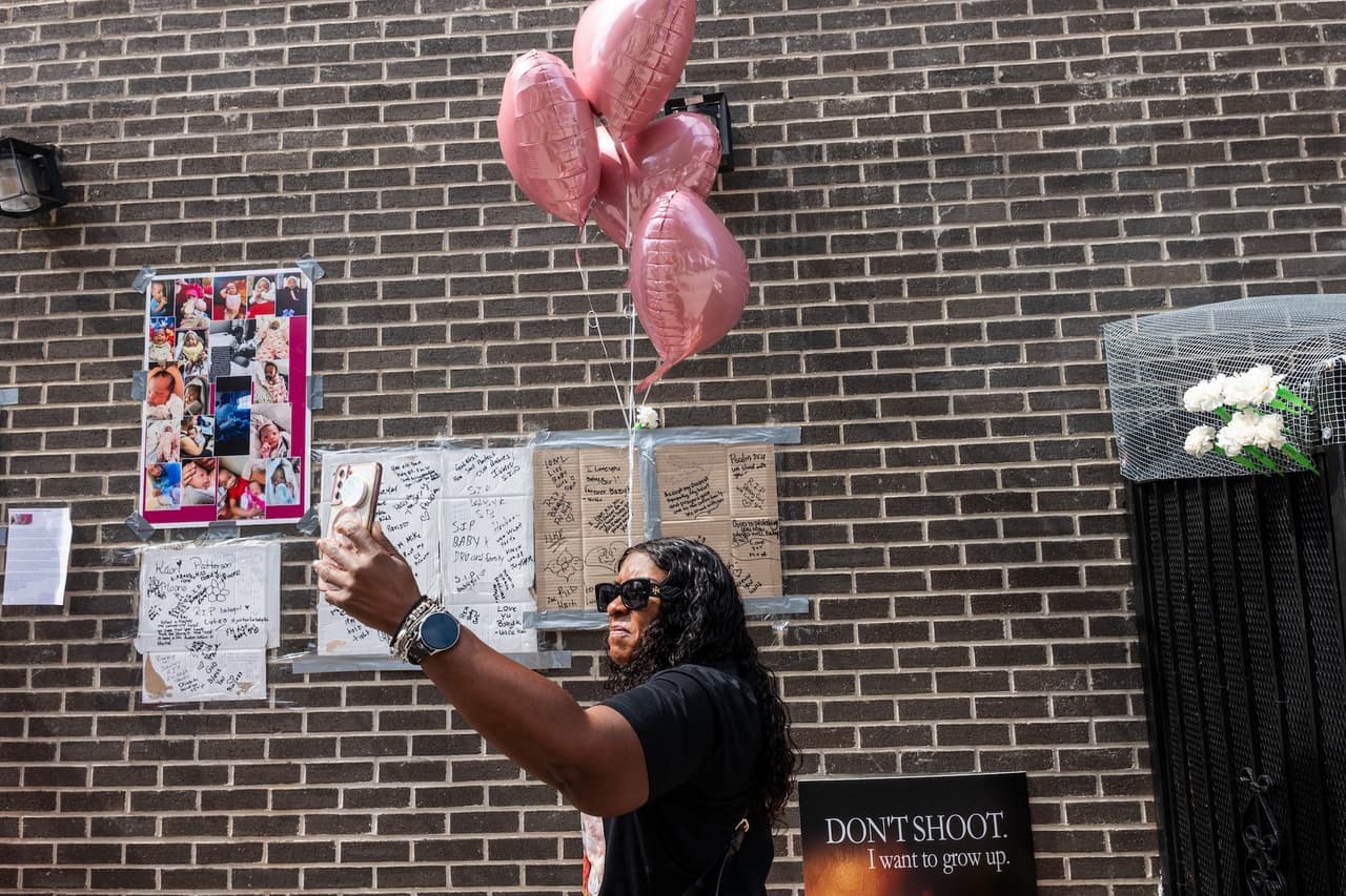 Durante la audiencia, el fiscal adjunto, Jordan Rossman, afirmó que
<b>el acusado “falló su objetivo”, pero hirió a dos niños,</b> matando a la bebé y dejando lesionado a su hermano de 2 años.