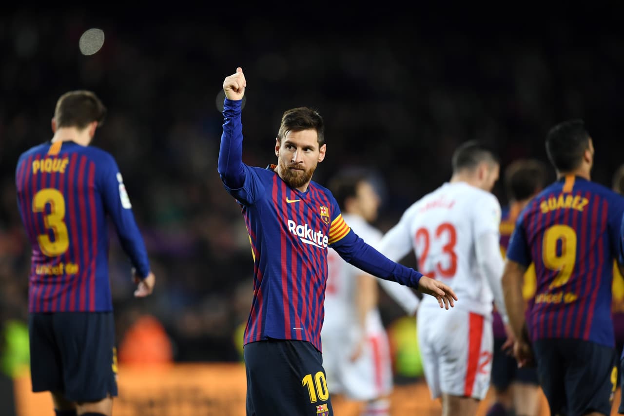 BARCELONA, SPAIN - JANUARY 13: Lionel Messi of FC Barcelona celebrates his team's second goal during the La Liga match between FC Barcelona and SD Eibar at Camp Nou on January 13, 2019 in Barcelona, Spain. The goal is Messi's 400th goal in La Liga for FC Barcelona. (Photo by David Ramos/Getty Images)