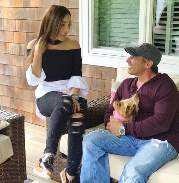 Sin embargo, hay quienes han cuestionado su dolor pues algunos consideran que la perrita solo era una mascota.
<br>