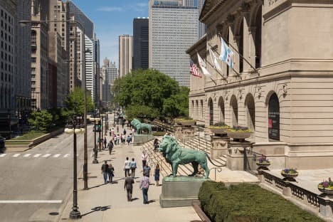 <b>El<a href="https://artsandculture.google.com/partner/the-art-institute-of-chicago?hl=en"> Instituto de Arte de Chicago</a>, Chicago: </b>Fundado en 1879, este museo alberga una de las colecciones permanentes más grandes de todo el país. Actualmente exhiben una amplia colecció, desde íconos de renombre mundial hasta piezas menos conocidas de todos los rincones del mundo.