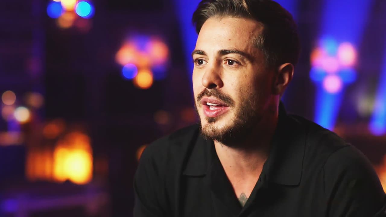 Llane se llevó la máxima calificación en el gran estreno de Tu Cara Me Suena. Él ha confirmado su actuación este domingo tras haber dado positivo al coronavirus. El cantante se ha sentido bien y será desde casa que haga su número musical.