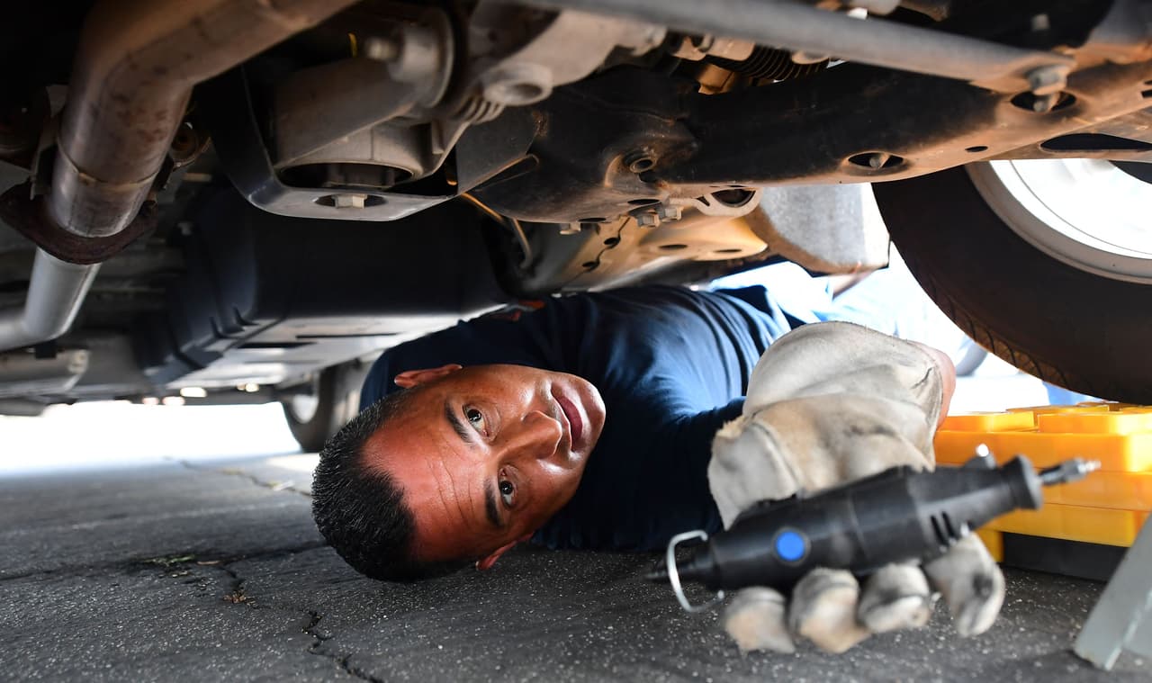 El Departamento de Policía de Mesa se ha asociado con Midas para llevar a acabo un evento donde marcarán 
<a href="https://www.univision.com/local/arizona-ktvw/autoridades-de-phoenix-advierten-sobre-el-aumento-en-robos-de-convertidores-cataliticos-video">convertidores catalíticos</a> y evitar el robo de estos.