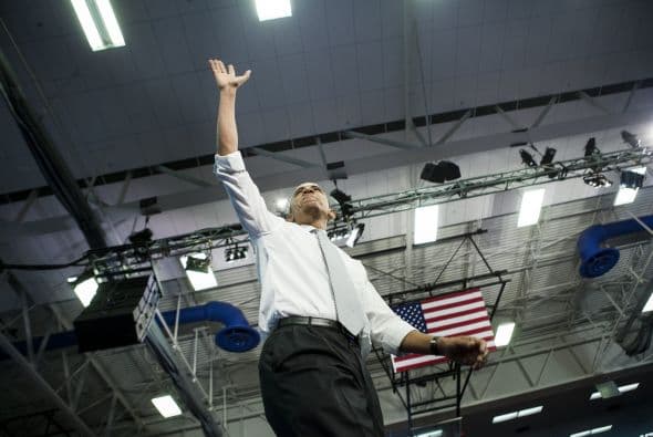 La insistencia de Obama parece destinada principalmente a poner a su eventual adversario a la presidencia a la defensiva.