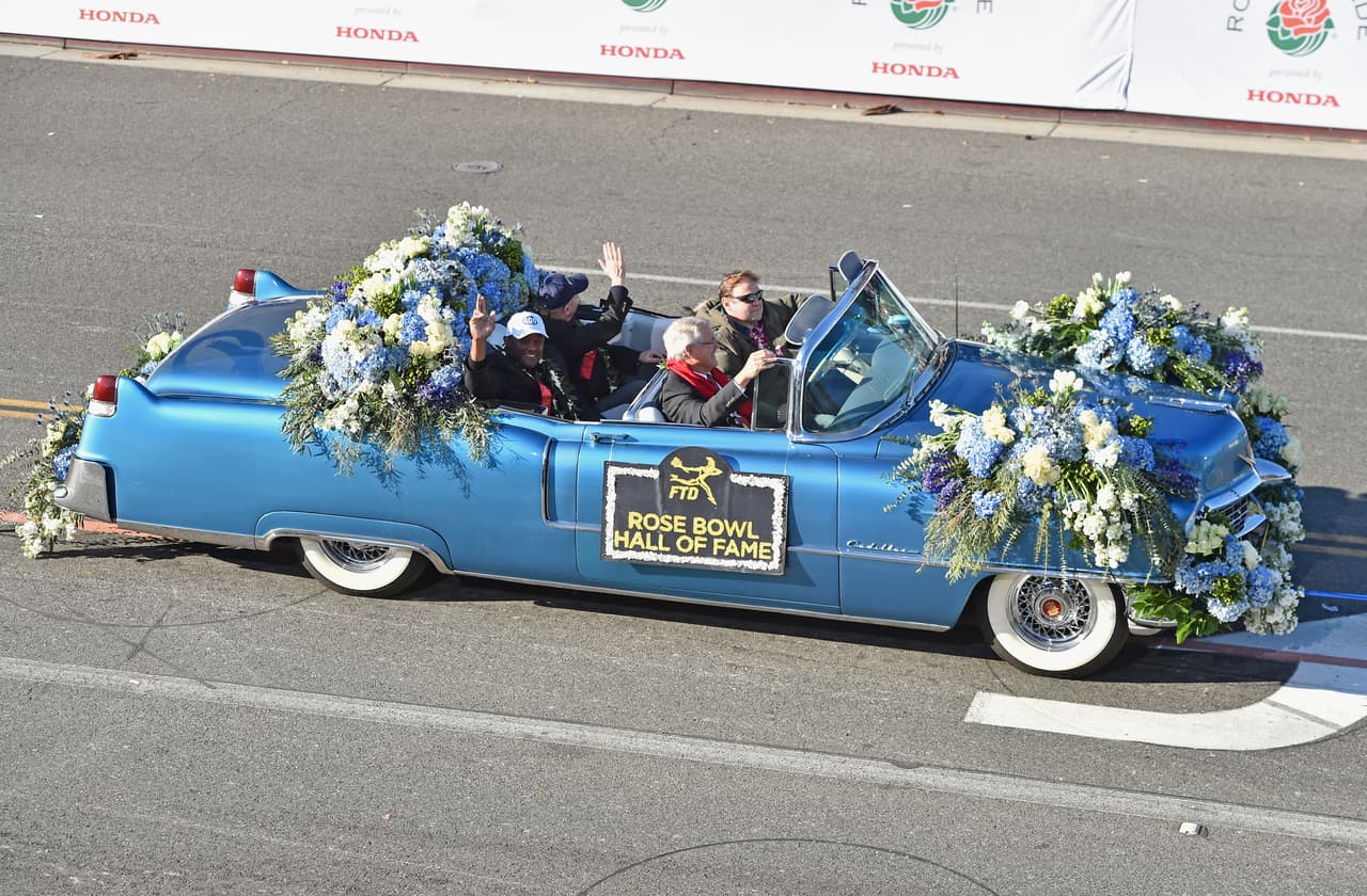 Miles de personas disfrutaron de este tradicional desfile lleno de música y color