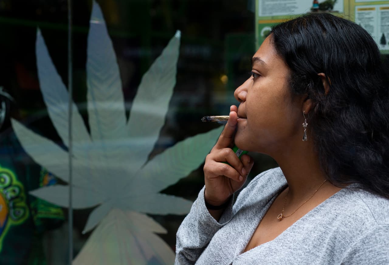 Arizona recauda más de $25 millones en ingresos por impuestos a la marihuana medicinal y para adultos, solo en agosto