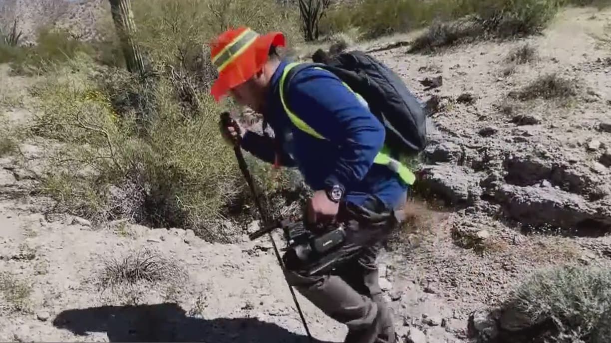 <b><a href="https://www.univision.com/local/arizona-ktvw/quitobaquito-frontera-arizona-migrantes" target="_blank">“Perdidos pero no olvidados”</a></b> es una serie especial en la que dos reporteros de Univision Arizona se ponen en los zapatos de los migrantes que intentan cruzar a Estados Unidos por el desierto y documentar tan sólo algunos de los peligros a los que se enfrentan.