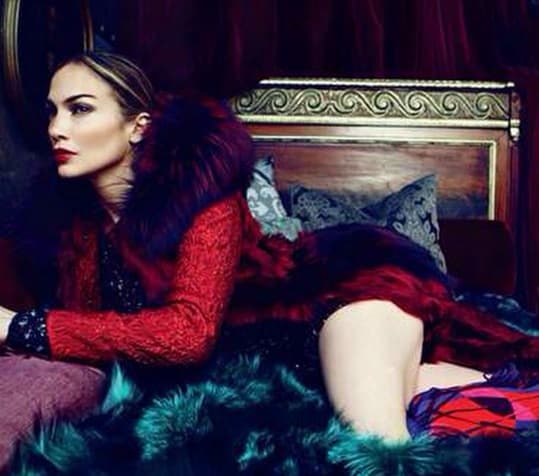 Ha sido reconocida gracias a su talento, sus bailes, su voz, pero también por su lado fashionista.