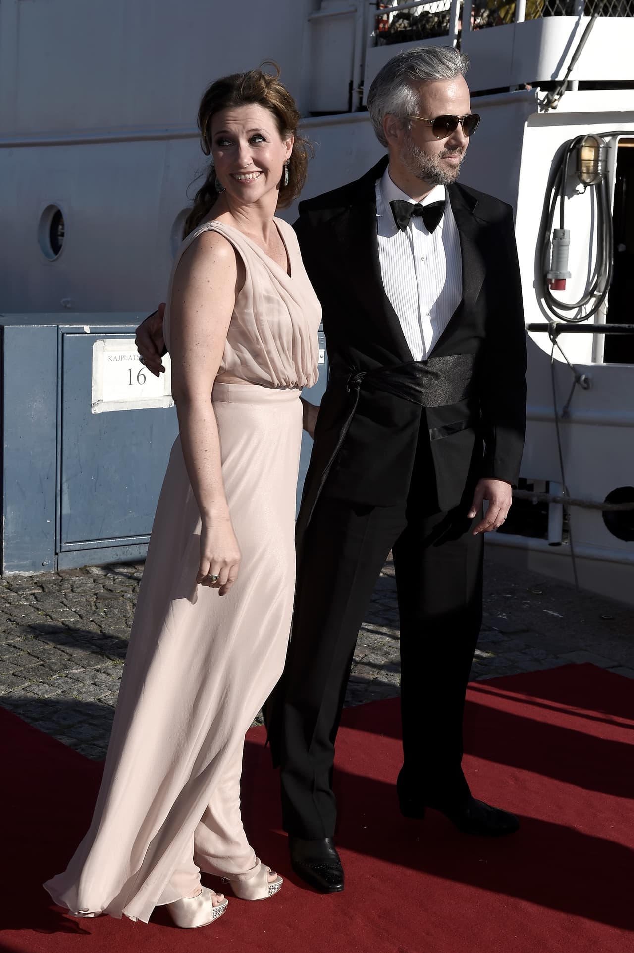 De acuerdo con un reporte de 
<b><a href="https://www.tmz.com/2019/12/26/kevin-spacey-accuser-commits-suicide/" target="_blank">TMZ</a></b>, Behn había luchado con sus problemas de alcoholismo y en 2009 declaró que 
<b>"temía no poder ver crecer a sus tres hijas"</b> debido a esta enfermedad.