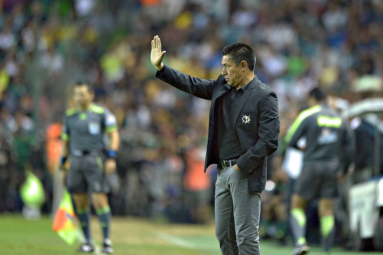 La experiencia de los técnicos- Desde el inicio de campeonato se ha hablado de la falta de rodada de Ignacio Ambriz en un equipo grande y con pretensiones de ser campeón. Aunque ya ha dejado en claro en la campaña que eso no le ha pesado, la Liguilla es otro torneo.