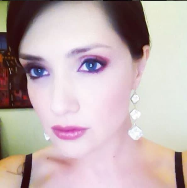 Con este personaje no la veremos con maquillaje y vestidos, pues será una vendedora de quesadillas.