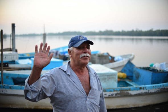 "Ese chele siempre fue buena onda, le gustaba andar metiéndose a pescar y por eso no dudo que logró sobrevivir todo ese tiempo en el mar, expresó un vecino.