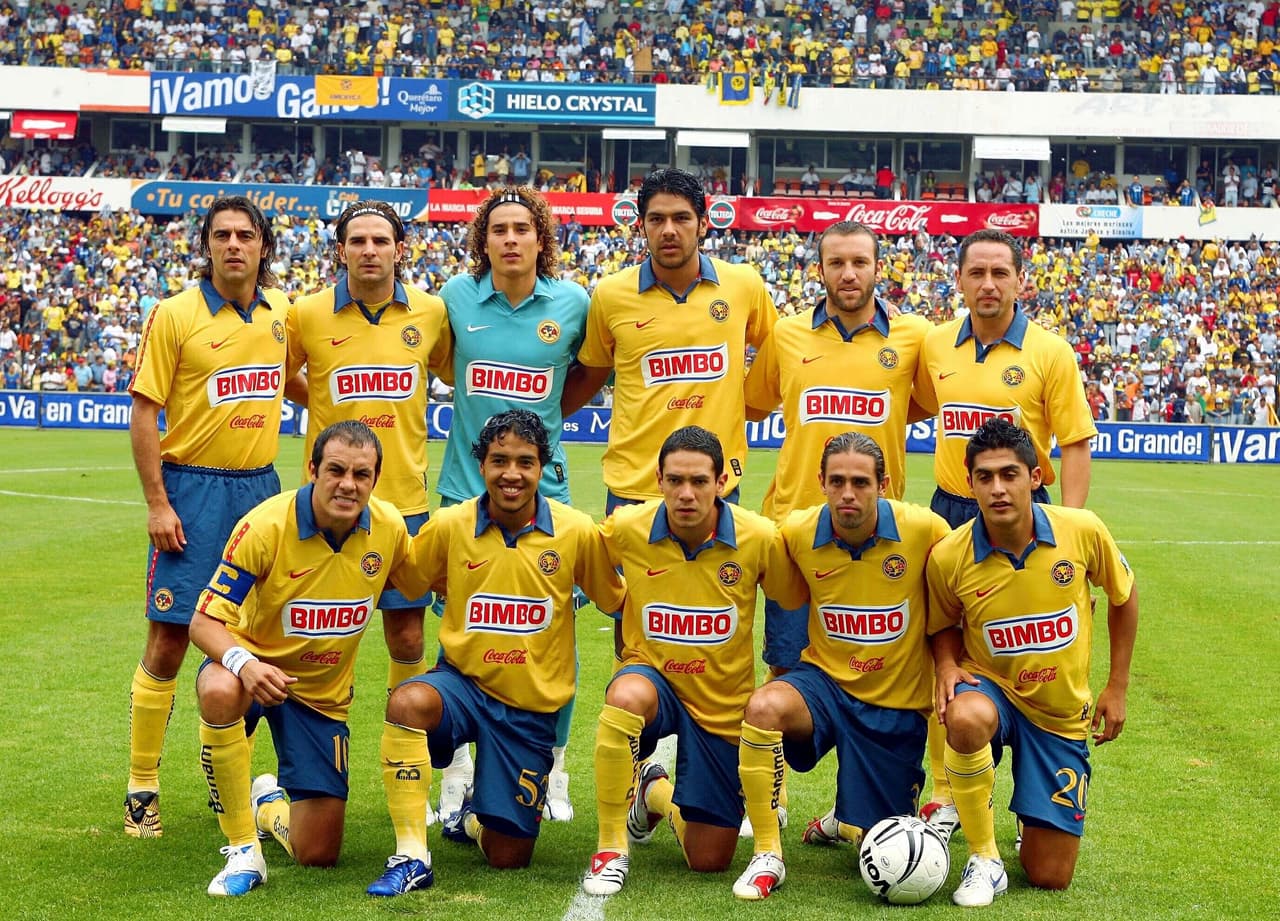 En el torneo Apertura 2006 la indumentaria del conjunto de Coapa presentó la novedad de tener las estrellas en la manga derecha de la playera tras haber alcanzado los 10 campeonatos un año atrás.