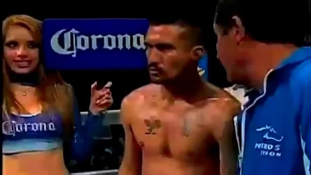 Matan a tiros en Sonora al boxeador mexicano Roberto ‘Gallo’ Tamayo: junto a su cuerpo había un 'narcomensaje'