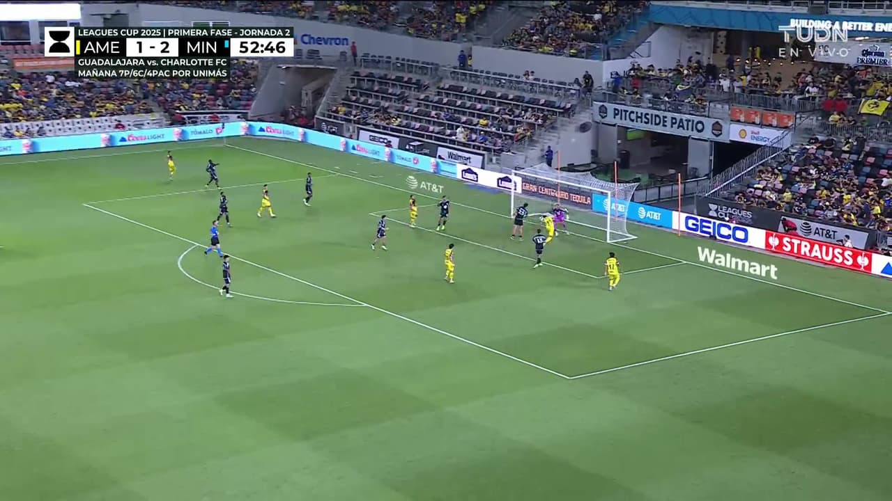 ¡Gol del América! Increíble salto de la Pantera Zúñiga para firmar el 2-2