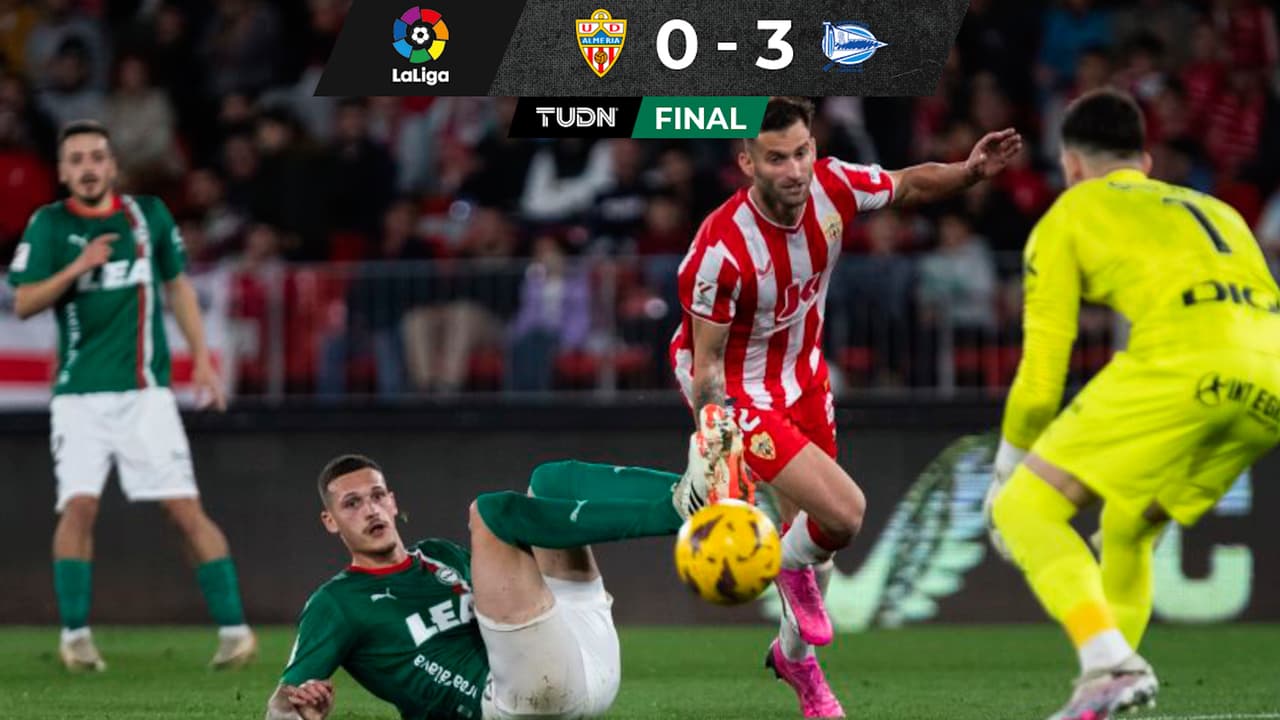 César Montes reaparece en derrota del Almería ante Alavés