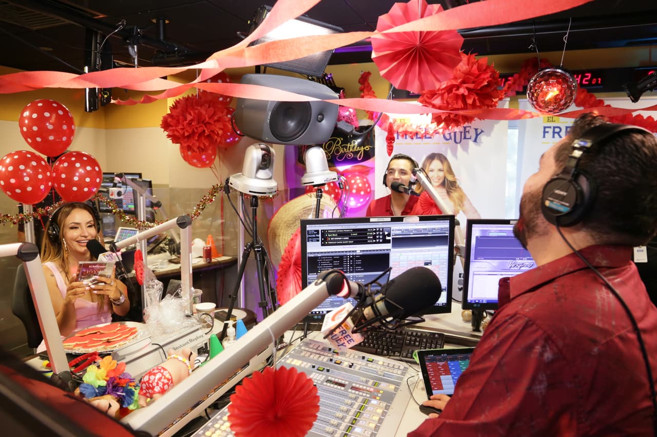 Los muchachos también aprovecharon para presentar en El Free-guey show su nuevo disco: 'Calidad y cantidad'.