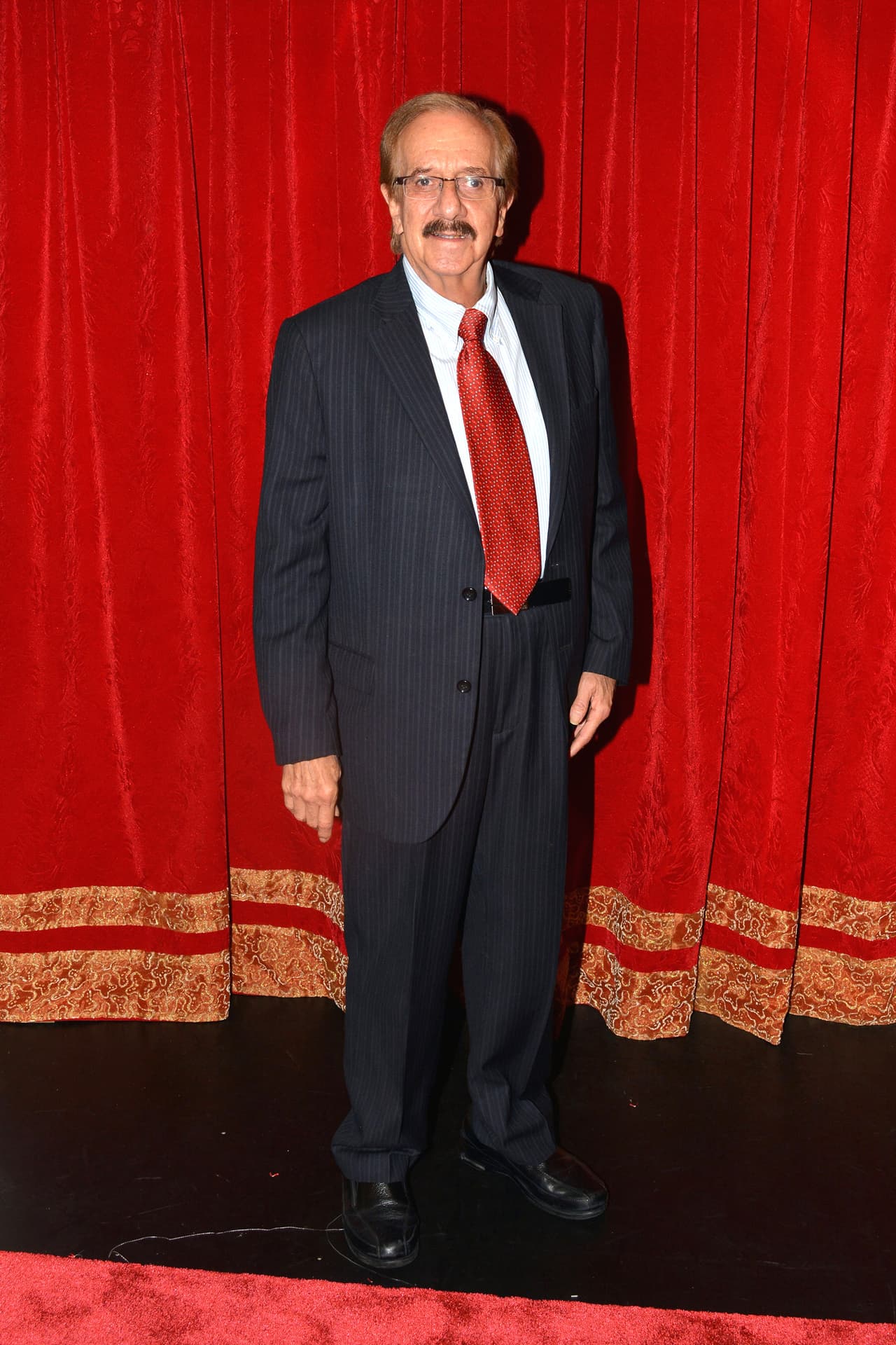 Por su parte, Benito Castro también fue cuestionado por la prensa ante la situación que enfrentó Daniela Castro, pero el actor se negó de manera rotunda a emitir algún comentario.