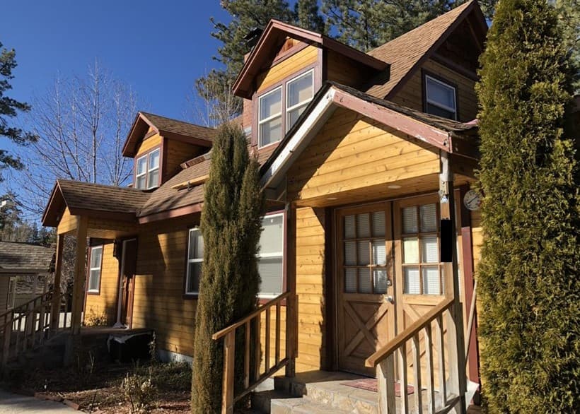 Cabañas en Big Bear, California, donde vacacionan los dirigentes de la iglesia La Luz del Mundo.