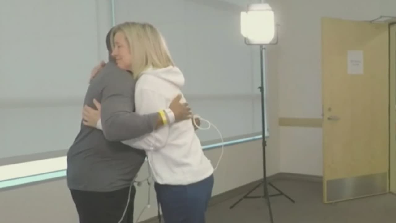 La directora de una escuela de Texas le dio el regalo más valioso del mundo a tres de sus alumnos