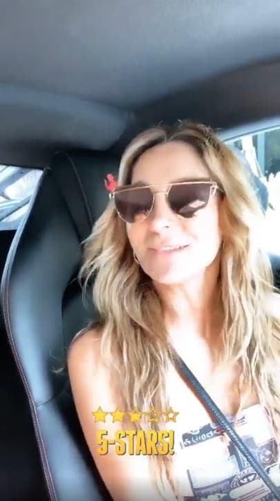 Como todo un caballero, Alejandro Chabán la llevó a su destino, y Geraldine terminó calificando el viaje en auto y la reunión con cinco estrellas.