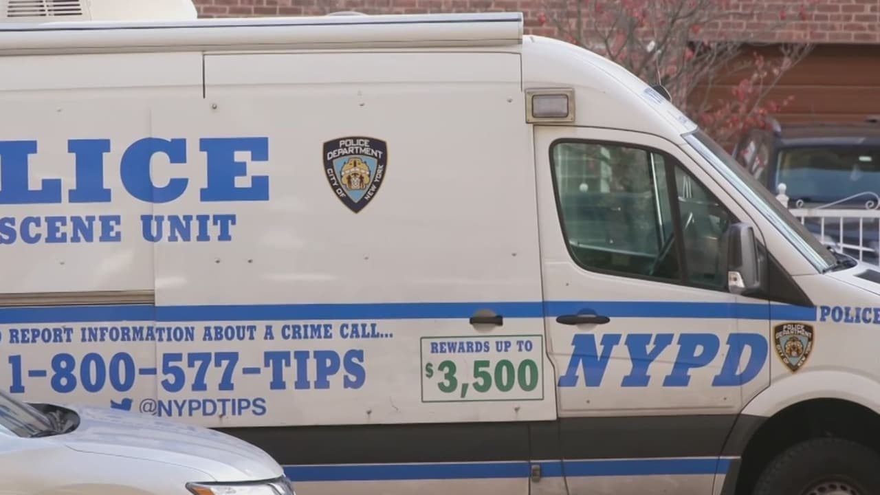 Hallan cuatro cuerpos en un apartamento de Nueva York: son miembros de una misma familia