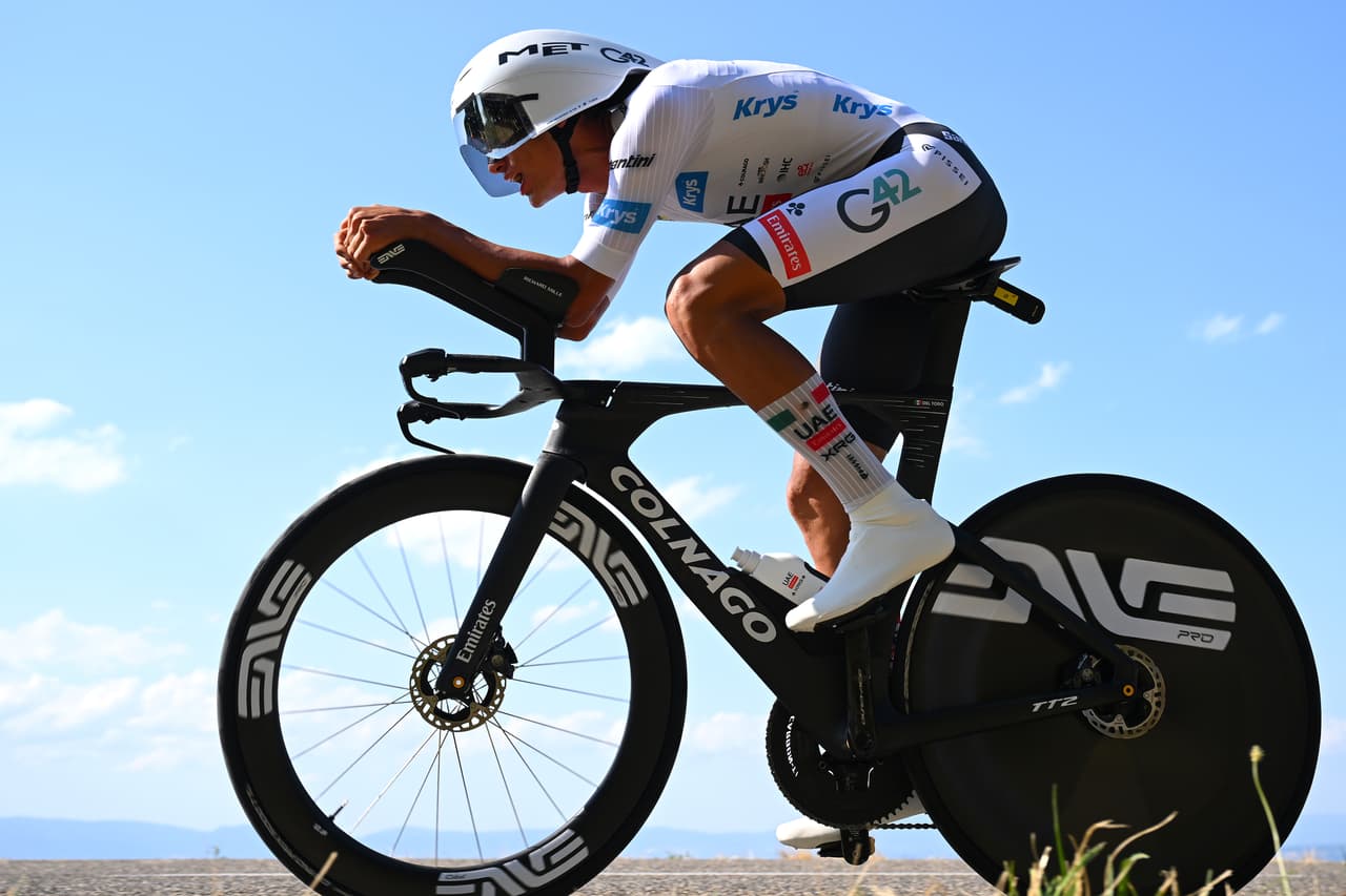  Isaac del Toro en el Tour de Francia: Defiende su tercer lugar general tras la etapa 17 
