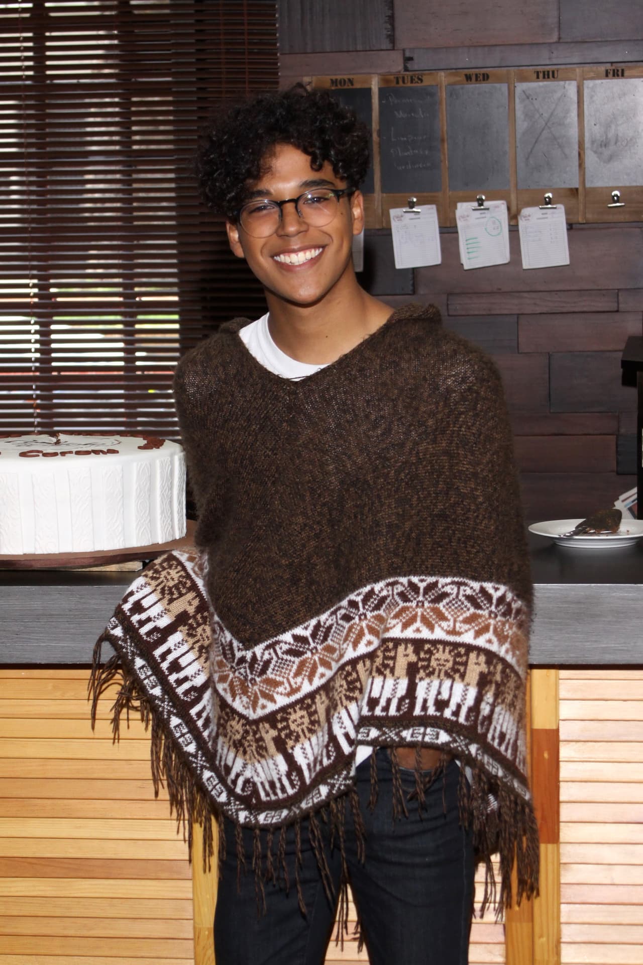 Meses después, cultivó otro logro profesional: participó con Ángela Aguilar en el video musical de ‘Ahí donde me ven’, en el que interpretó al prometido de la joven cantante.