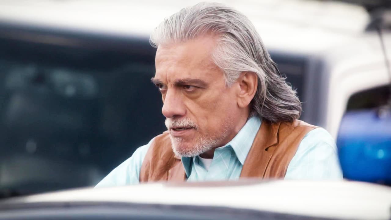 Después de asesinar a la familia de Gustavo y de ordenar el secuestro del papá de Alejandra, 
<b>Jacinto Dorantes</b> fue detenido en un retén de la policía. En la cárcel, le pidió a Carlos ser su abogado, pero él se negó por el cariño que le guardaba a Alejandra.