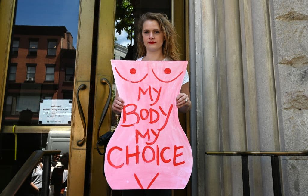 Juez de Florida frenará prohibición de aborto a las 15 semanas y se suma al caos de batallas legales estatales