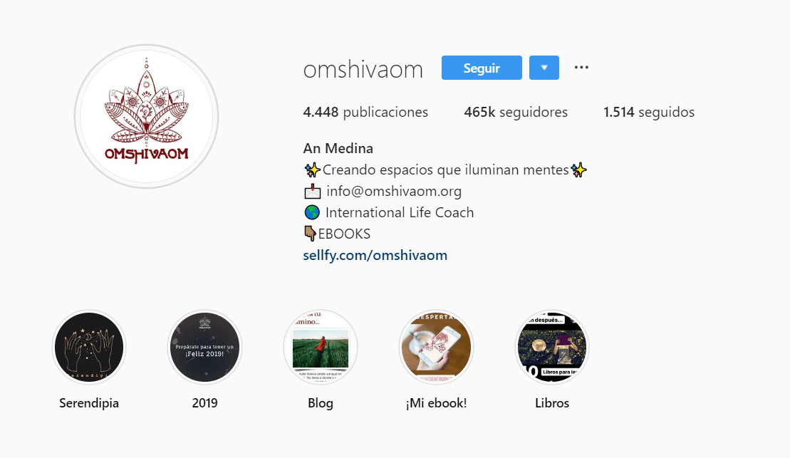 "La vida es un perfecto equilibrio y nos muestra su lado bueno y malo todo el tiempo y nosotros debemos equilibrarnos también con ello, sanando, aceptando, aprendiendo... Despertando. No es fácil entender que estamos llenos de inicios y finales pero cuando lo hacemos estamos creando situaciones maravillosas para nuestro mundo. Cualquier cosa que sucedió es porque así debía haber sido, despídete de ello, mira la enseñanza y en todo momento sigue hacia adelante. ✨Feliz y Bendecida Noche", dice la publicación de la cuenta creada por An Medina, coach de vida.