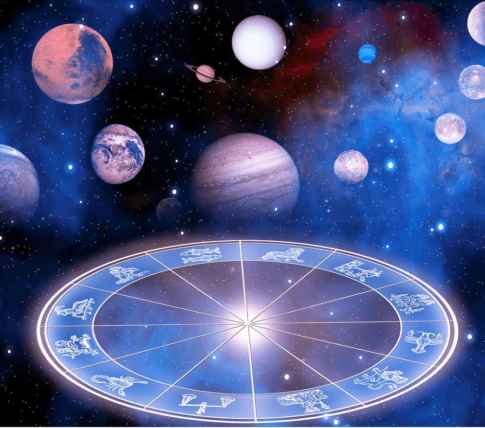 Esas posiciones se comparan con las que tienen los planetas que rigen cada signo para ese día, o fecha específica. Para saberlo se utilizan datos que se publican en diferentes textos autorizados. Uno de ellos las llamadas Efemérides contienen las posiciones que han tenido los planetas durante siglos, y las que tendrán en el futuro.