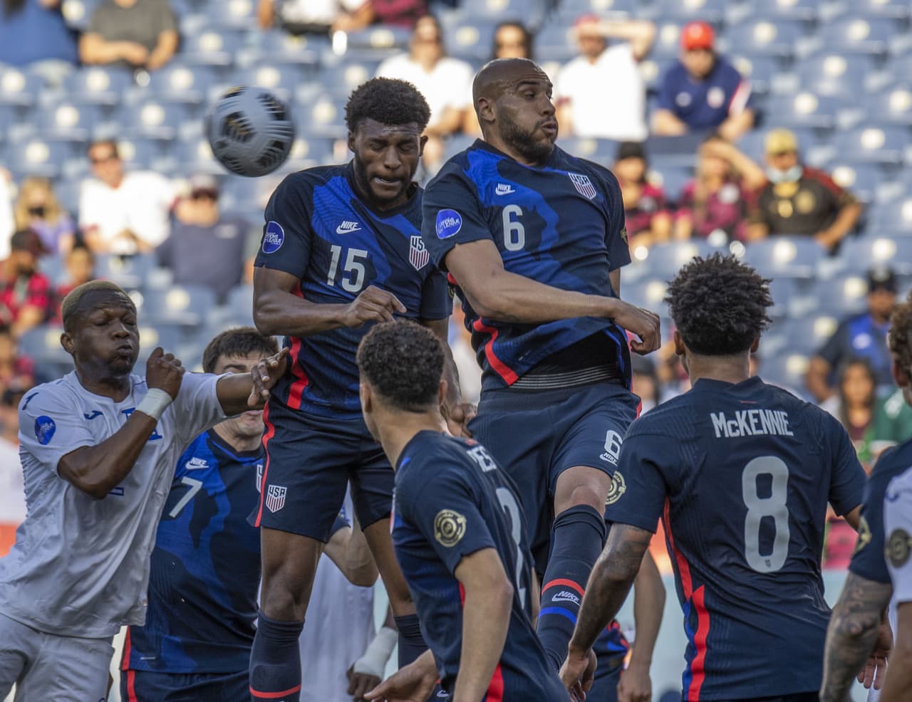Siebatcheu se pone la capa de héroe y con su gol al minuto 89, Estados Unidos consigue su pase a la final de la Concacaf Liga de Campeones.