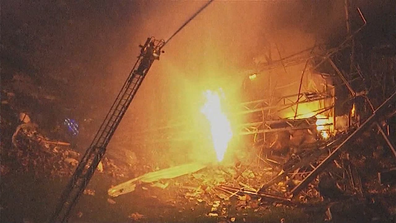 Asciende a tres el número de muertos después de la explosión de la fábrica de Waukegan