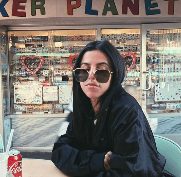 "Guardé mi número de teléfono como 'Victoria the Princess'. Tenía mucha confianza en mí misma en ese entonces, luego de la forma más inesperada, hace un año regresé y estaba buscando trabajo y ella me contrató", indicó Victoria.