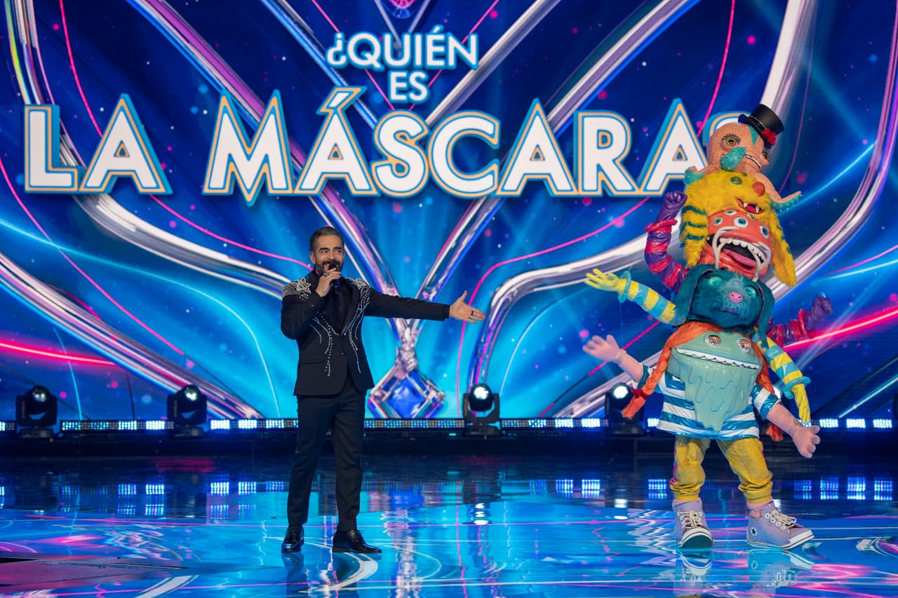 Posteriormente vimos el primer combate de la noche y tras eso, la primera votación en la que se definió que el tercer lugar de ¿Quién Es La Máscara? 2023 fue Bunch.