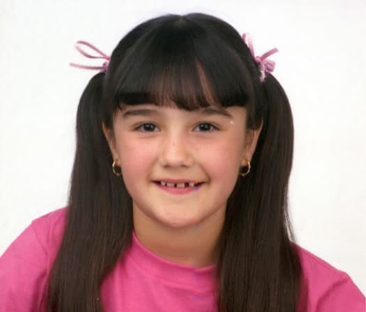 Dulce María no se queda atrás, su primer trabajo en la televisión fue a los 8 años en "Plaza Sésamo".