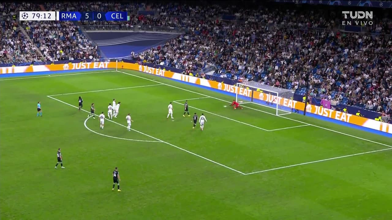 ¡TIRO ATAJADO! disparo por Jota.