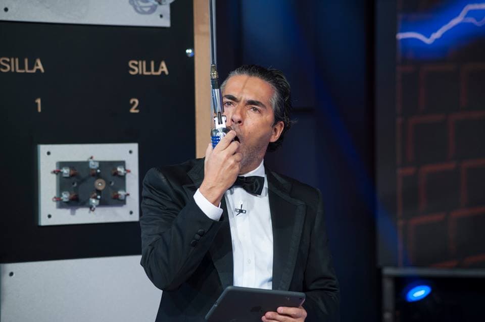 Negrito fue el réferi en esta dura batalla.