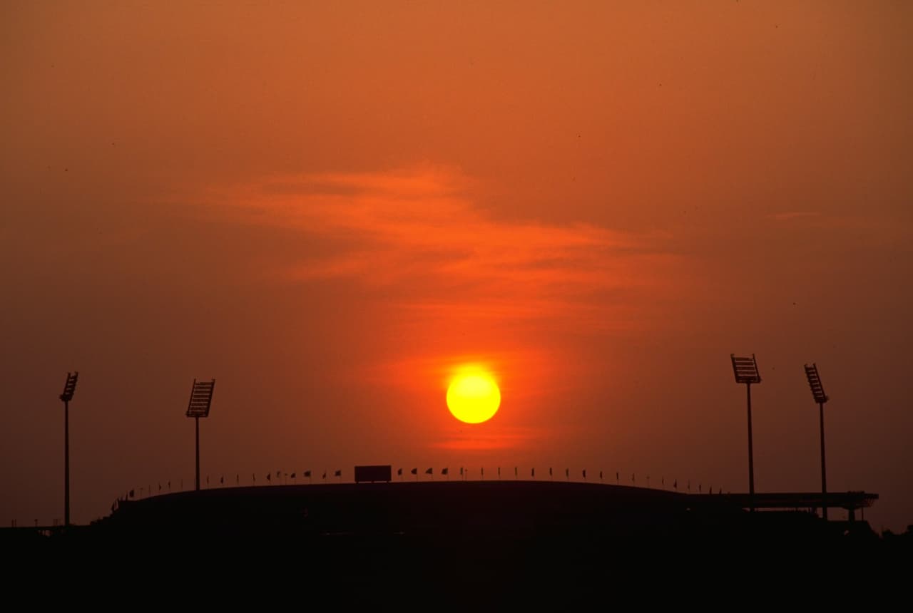 El Khalifa International no es un estadio nuevo, pues su construcción finalizó en 1976.
