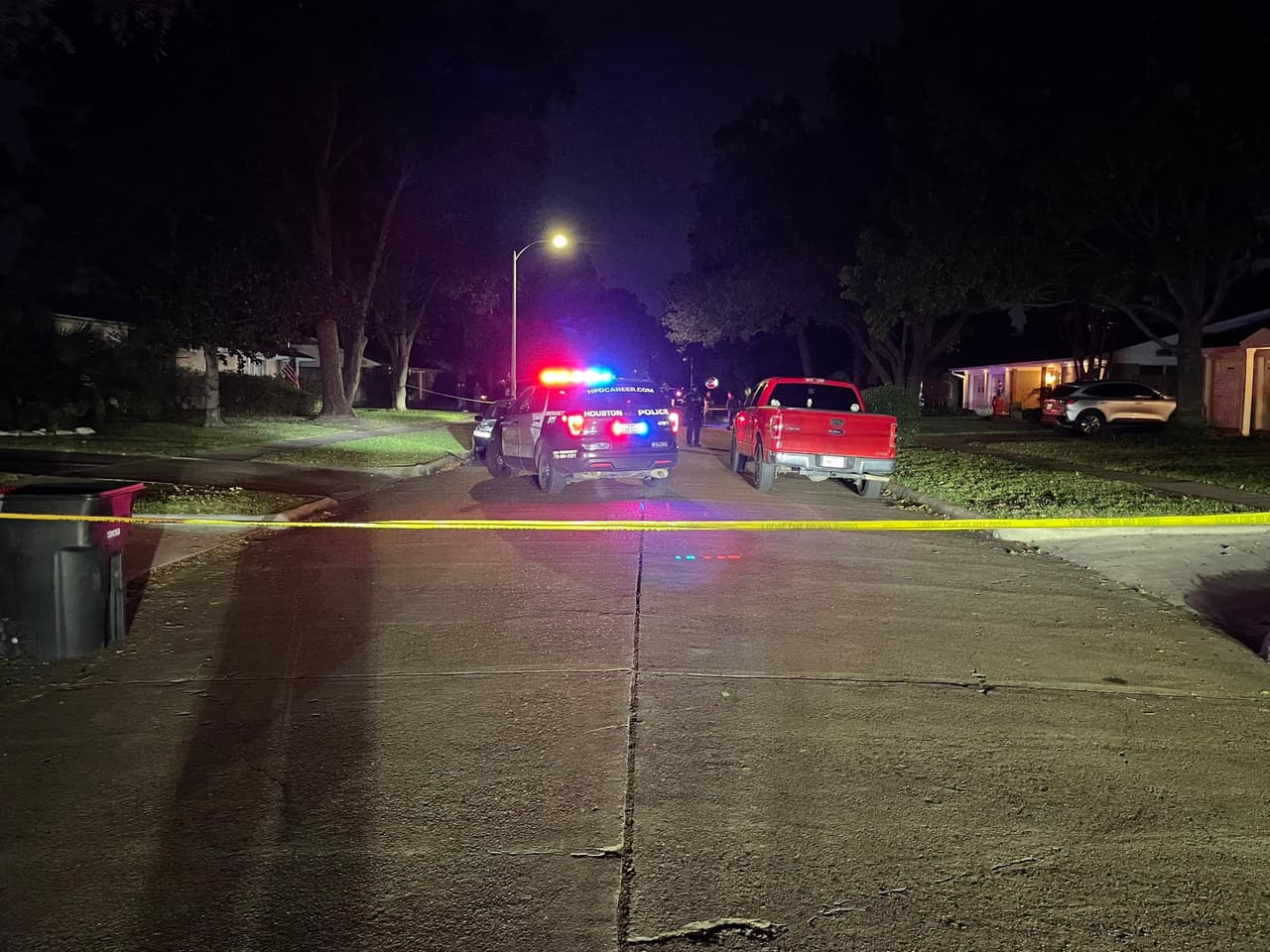 El 29 de noviembre, en la tarde, Univision 45 habló con el señor Cosme quien le pidió a las autoridades todo el peso de la ley contra el sospechoso: "Quiero que no lo dejen salir de la cárcel. Que pague", mencionó Campos. 
<b>"Quiero que se haga justicia".</b>