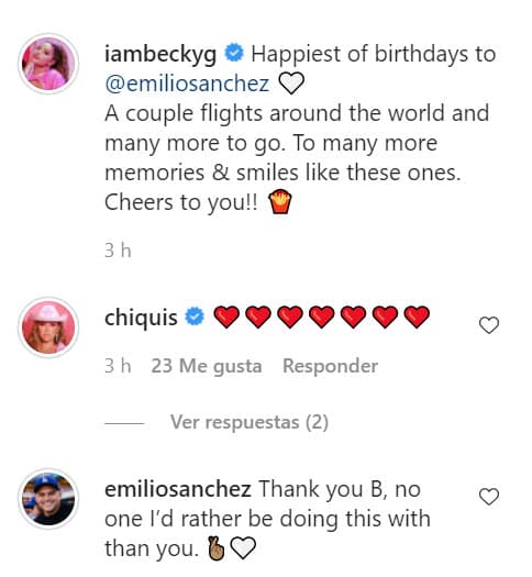 El festejado le respondió el mensaje: "Gracias B, con nadie preferiría hacer esto que contigo". Pero 
<b><a href="https://www.univision.com/famosos/al-chapo-de-sinaloa-no-le-gustaron-las-pompas-de-chiquis-pero-a-memo-garza-si-y-su-esposa-lo-regano-video">Chiquis también reaccionó a la felicitación de Becky.</a></b>
<br>