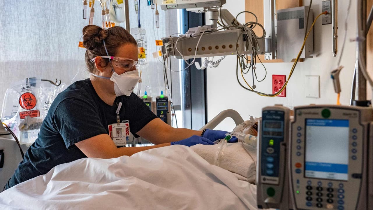 Chicago alcanza el pico de la variante ómicron oficialmente, casos van en descenso