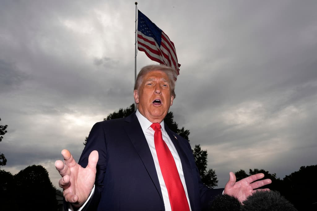 Trump dice que EEUU "eliminó" una tercera embarcación venezolana. ONU califica los ataques de "ejecuciones extrajudiciales"