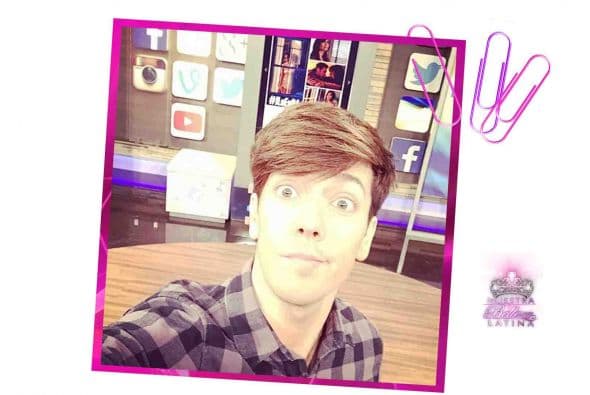 Roger comenzó a los 11 años de edad su carrera dentro de los medios. Durante una década Roger González fue estrella para Disney Channel. Roger es uno de los artistas juveniles más influyentes y queridos en toda América Latina. Actualmente es protagonista del musical “Hoy No Me Puedo Levantar”. Cuenta con más de 1 millón de seguidores en redes sociales. Roger llega a la novena temporada de Nuestra Belleza Latina para traerte todo lo que está pasando en redes sociales. ¡Conócelo!