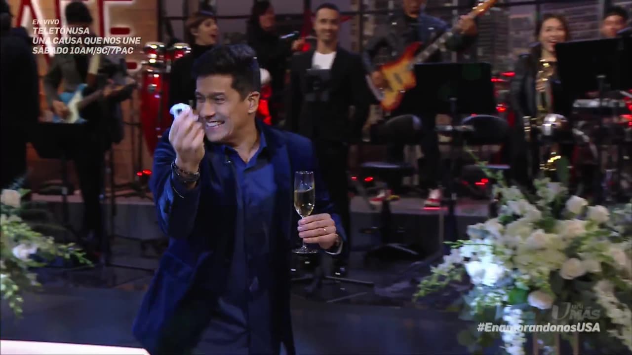 Después tocó el turno de la liga y Rafa hizo entrega de la misma a Ronald.