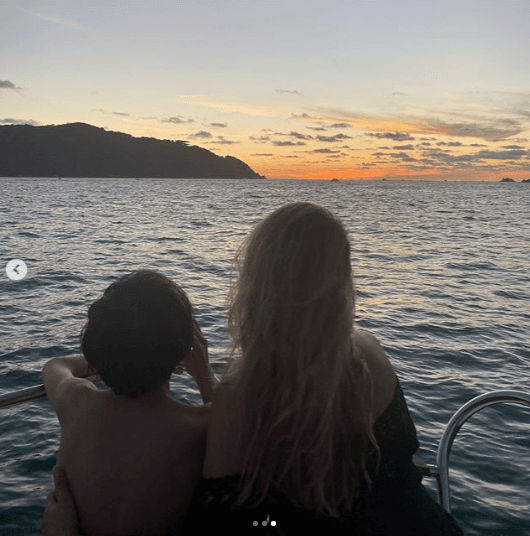 Después de un año de no mostrar ninguna fotografía de su hijo Miguel, Aracely Arámbula publicó en Instagram tres imágenes en las que se puede ver que su primogénito ya está casi de su estatura.